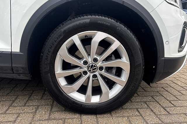 Used Volkswagen T-Roc 2023 for sale - 76133805: Photo 5