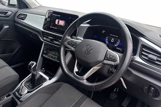 Used Volkswagen T-Roc 2023 for sale - 76133805: Photo 6