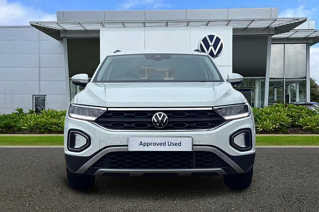 Used Volkswagen T-Roc 2023 for sale - 76133805: Photo 7