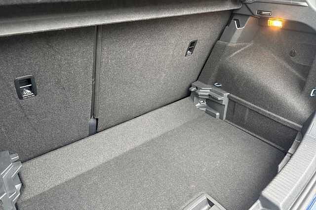 Used Volkswagen T-Cross 2023 for sale - 76740999: Photo 34