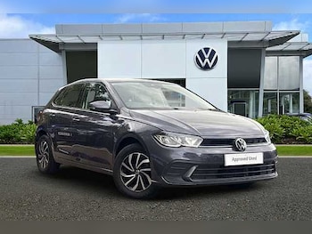 (23) - 1.0 TSI Life 5dr + FRONT AND REAR SENSORS + SPARE WHEEL