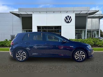 Used Volkswagen Golf 2019 for sale - 77968306: Photo