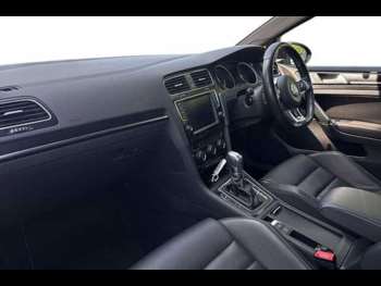 Used Volkswagen Golf 2015 for sale - 75250030: Photo