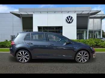 Used Volkswagen Golf 2015 for sale - 75250030: Photo