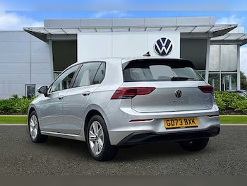 Used Volkswagen Golf 2024 for sale - 76387038: Photo