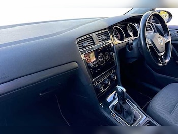 Used Volkswagen Golf 2020 for sale - 78176643: Photo