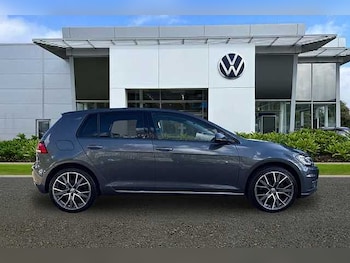 Used Volkswagen Golf 2020 for sale - 78176643: Photo