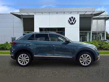 Used Volkswagen T-Roc 2025 for sale - 79563415: Photo