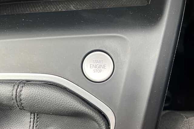 Used Volkswagen Golf 2024 for sale - 76330074: Photo 29