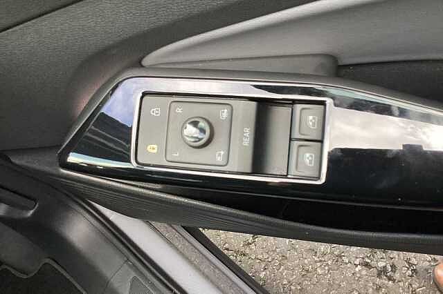 Used Volkswagen ID.4 2023 for sale - 76490980: Photo 27