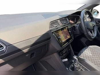 Used Volkswagen Tiguan 2024 for sale - 78926373: Photo