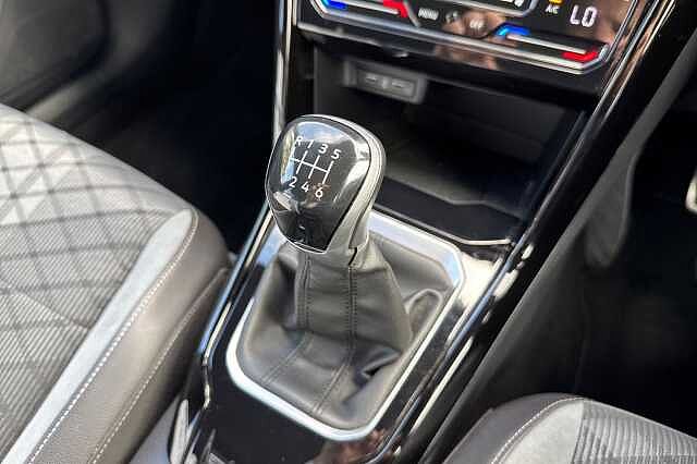 Used Volkswagen T-Roc 2022 for sale - 75891129: Photo 19
