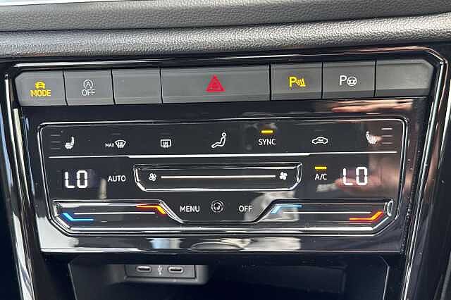 Used Volkswagen T-Roc 2022 for sale - 75891129: Photo 25