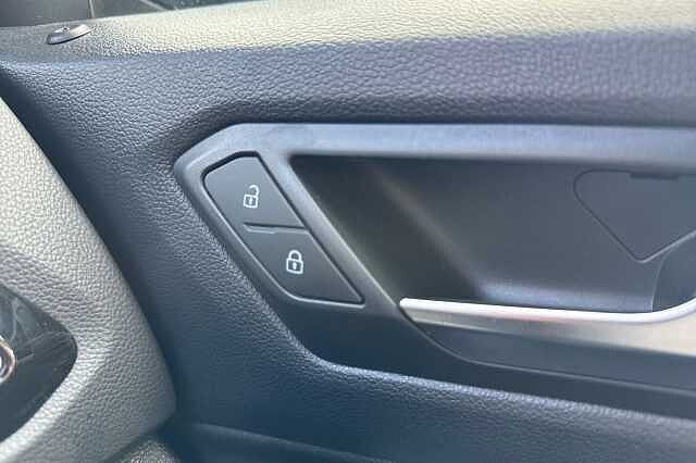 Used Volkswagen T-Roc 2022 for sale - 75891129: Photo 32