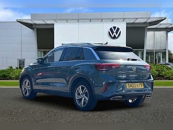 Used Volkswagen T-Roc 2022 for sale - 75891129: Photo