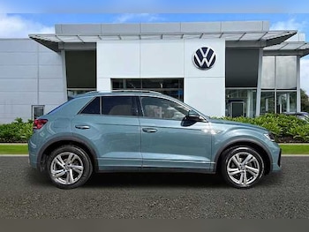 Used Volkswagen T-Roc 2022 for sale - 75891129: Photo