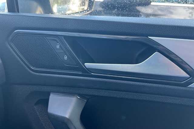 Used Volkswagen Tiguan 2018 for sale - 76133801: Photo 25