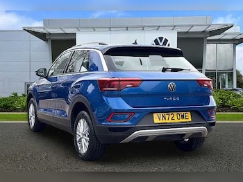 Used Volkswagen T-Roc 2022 for sale - 77781376: Photo