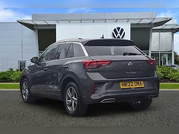 Used Volkswagen T-Roc 2022 for sale - 76449830: Photo