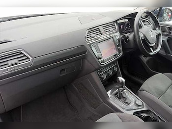 Used Volkswagen Tiguan 2016 for sale - 77968297: Photo