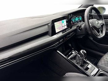 Used Volkswagen Golf 2023 for sale - 77656106: Photo