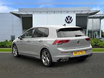 Used Volkswagen Golf 2023 for sale - 77656106: Photo