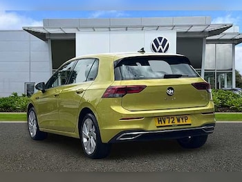 Used Volkswagen Golf 2022 for sale - 78762607: Photo