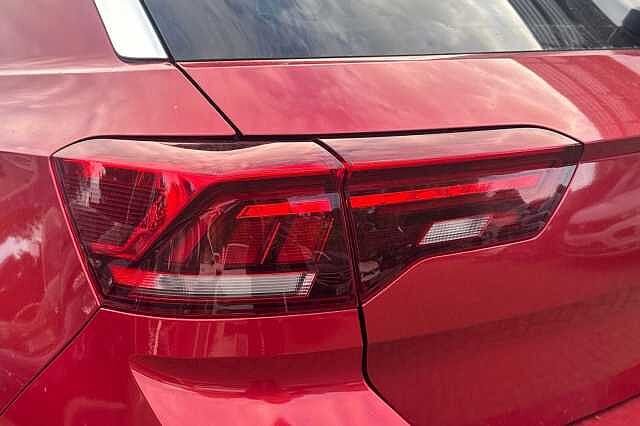 Used Volkswagen T-Roc 2022 for sale - 76040460: Photo 21