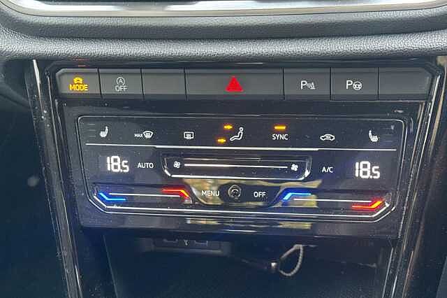 Used Volkswagen T-Roc 2022 for sale - 76040460: Photo 23