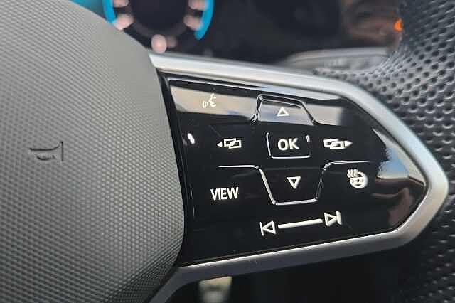 Used Volkswagen Golf 2023 for sale - 77370469: Photo 16