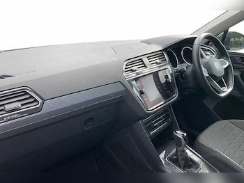 Used Volkswagen Tiguan 2022 for sale - 79266337: Photo