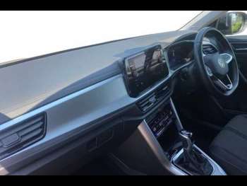 Used Volkswagen T-Roc 2022 for sale - 74986592: Photo