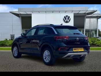 Used Volkswagen T-Roc 2022 for sale - 74986592: Photo