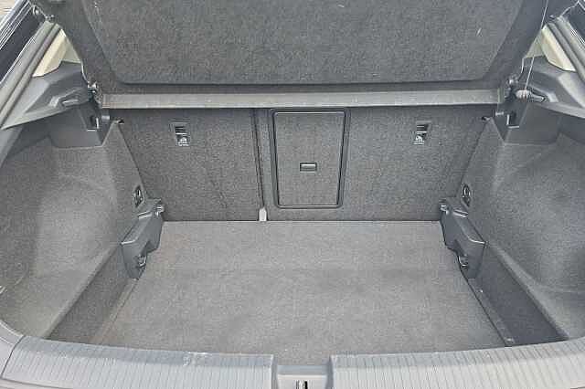 Used Volkswagen T-Roc 2022 for sale - 77423191: Photo 11