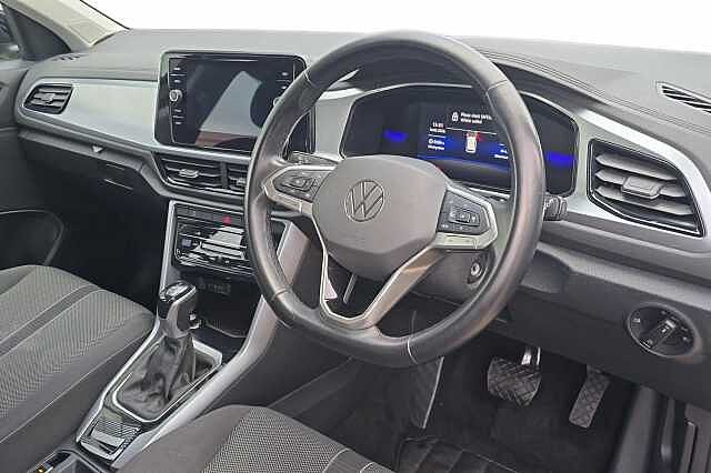 Used Volkswagen T-Roc 2022 for sale - 77423191: Photo 6