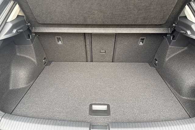 Used Volkswagen T-Roc 2025 for sale - 76520969: Photo 11