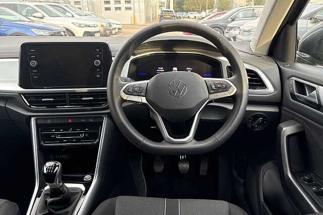 Used Volkswagen T-Roc 2025 for sale - 76520969: Photo 14