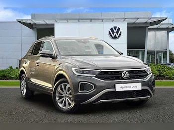 Used Volkswagen T-Roc 2025 for sale - 76520969: Photo