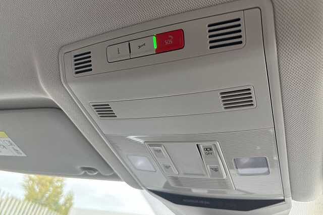 Used Volkswagen T-Roc 2025 for sale - 76520969: Photo 30