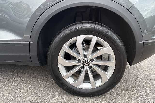 Used Volkswagen T-Roc 2025 for sale - 76520969: Photo 31