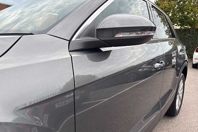 Used Volkswagen T-Roc 2025 for sale - 76520969: Photo 32