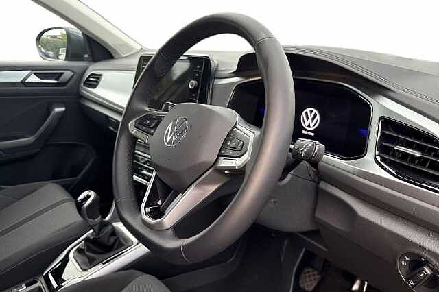 Used Volkswagen T-Roc 2025 for sale - 76520969: Photo 6