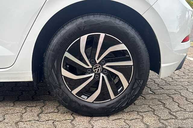 Used Volkswagen Polo 2023 for sale - 76330073: Photo 5