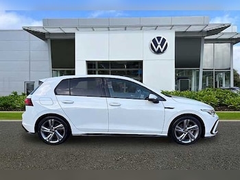 Used Volkswagen Golf 2023 for sale - 77535785: Photo