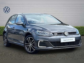 Used Volkswagen Golf 2018 for sale - 78612380: Photo