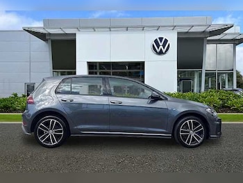 Used Volkswagen Golf 2018 for sale - 78612380: Photo