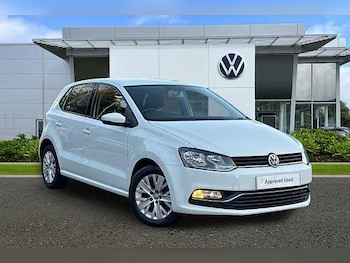 Used Volkswagen Polo 2016 for sale - 77508268: Photo