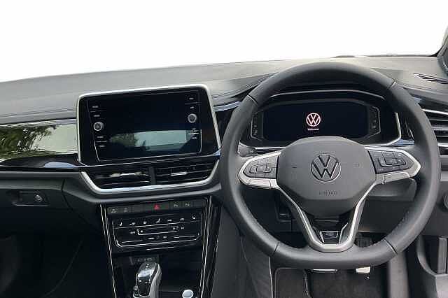 Used Volkswagen T-Roc 2025 for sale - 76536466: Photo 10