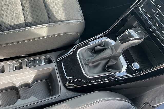 Used Volkswagen T-Roc 2025 for sale - 76536466: Photo 19