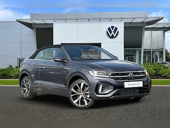 Used Volkswagen T-Roc 2025 for sale - 76536466: Photo